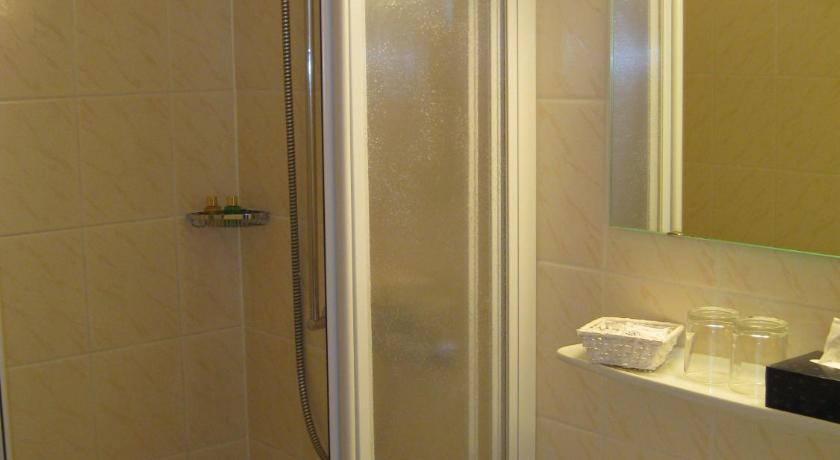 Tommes Gaestehaus Zur Muehle Schmallenberg Chambre photo