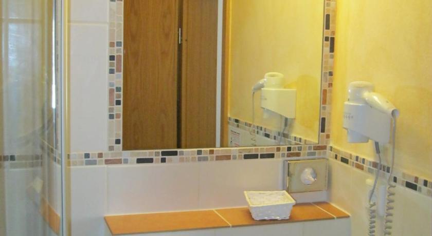 Tommes Gaestehaus Zur Muehle Schmallenberg Chambre photo