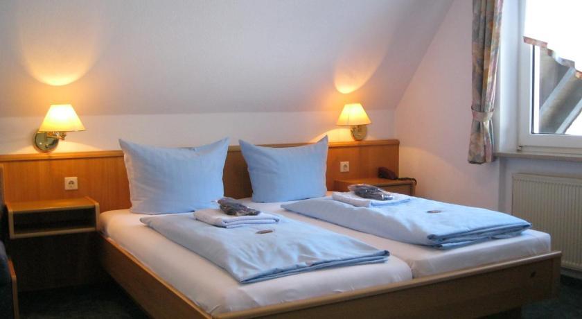 Tommes Gaestehaus Zur Muehle Schmallenberg Chambre photo