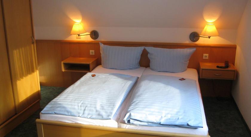 Tommes Gaestehaus Zur Muehle Schmallenberg Chambre photo